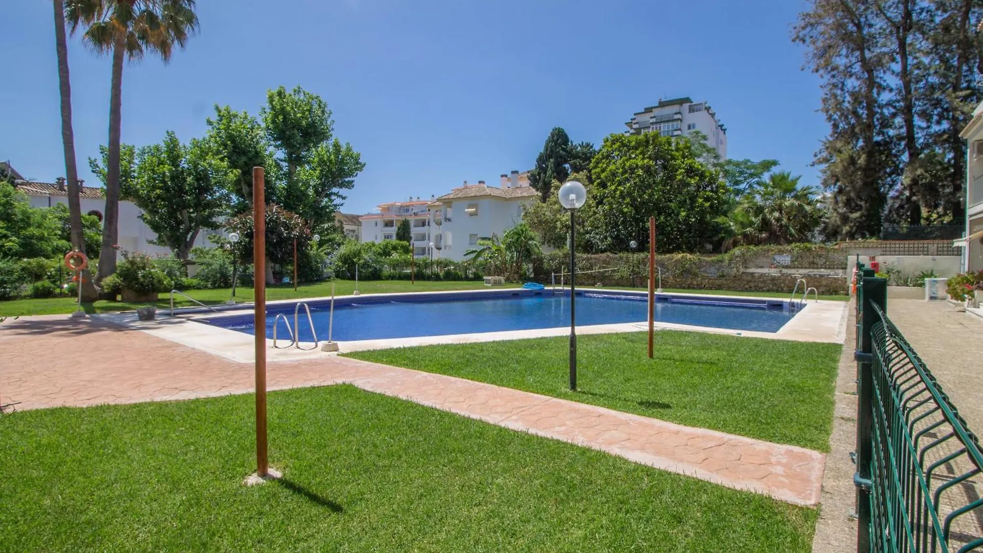 Carihuela Palace 418 By Ivi Real Estate 托雷莫利诺斯 0*,