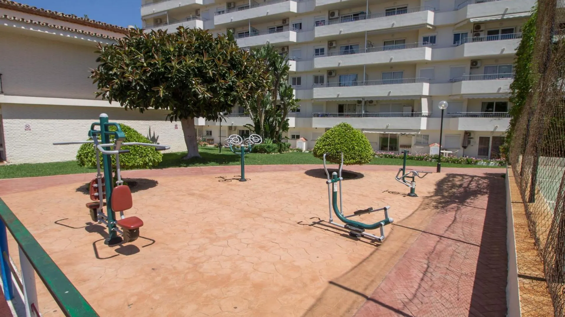 Carihuela Palace 418 By Ivi Real Estate Torremolinos Appartement