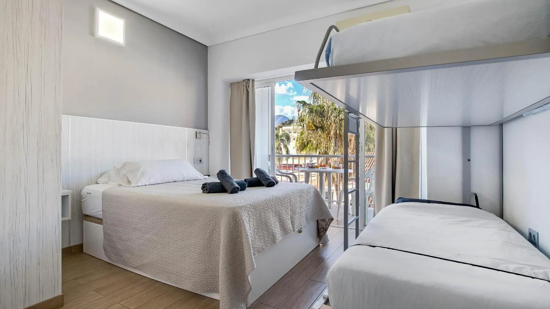 Appartement Carihuela Palace 418 By Ivi Real Estate Torremolinos
